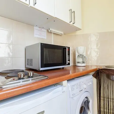 Studio Canal Saint-martin Apartment *